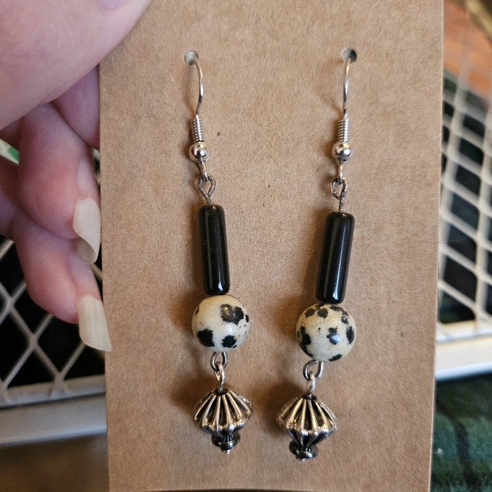 Jelly's Jewelry and Boutique Black and Silver Dangle Earring with Spotted Beads